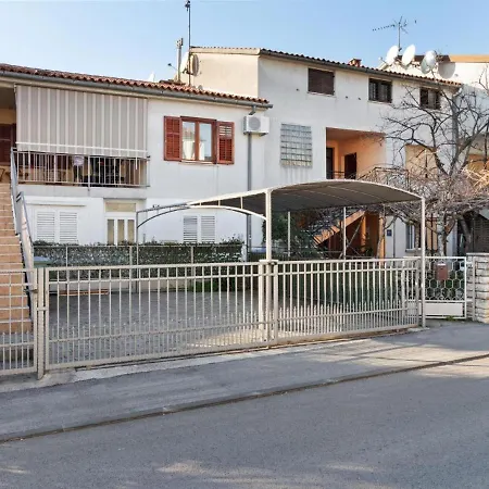 Olivia Apartment Porec