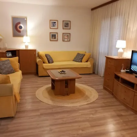 Olivia Apartment